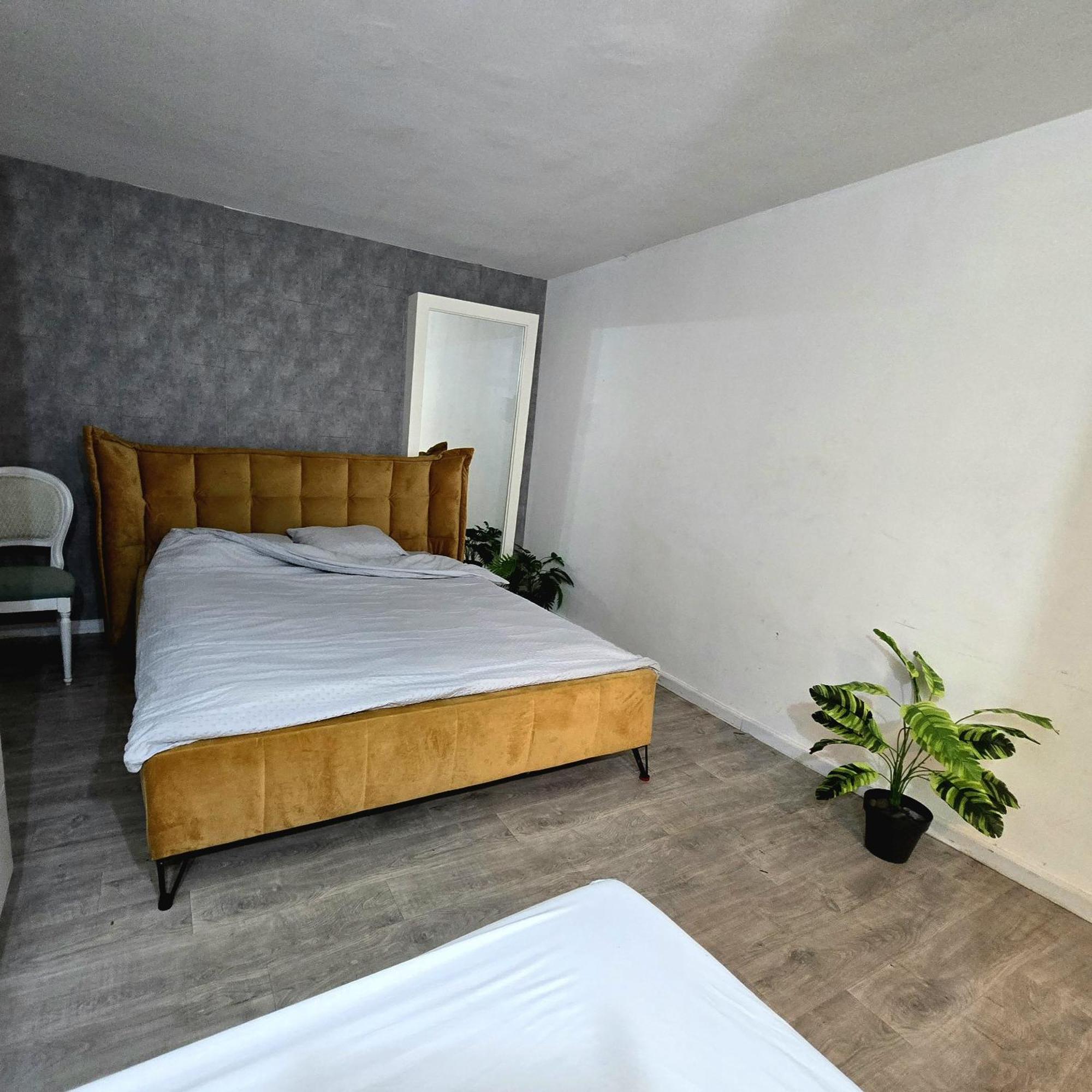 Emile Zola Villa Rishon Letzion Exterior foto